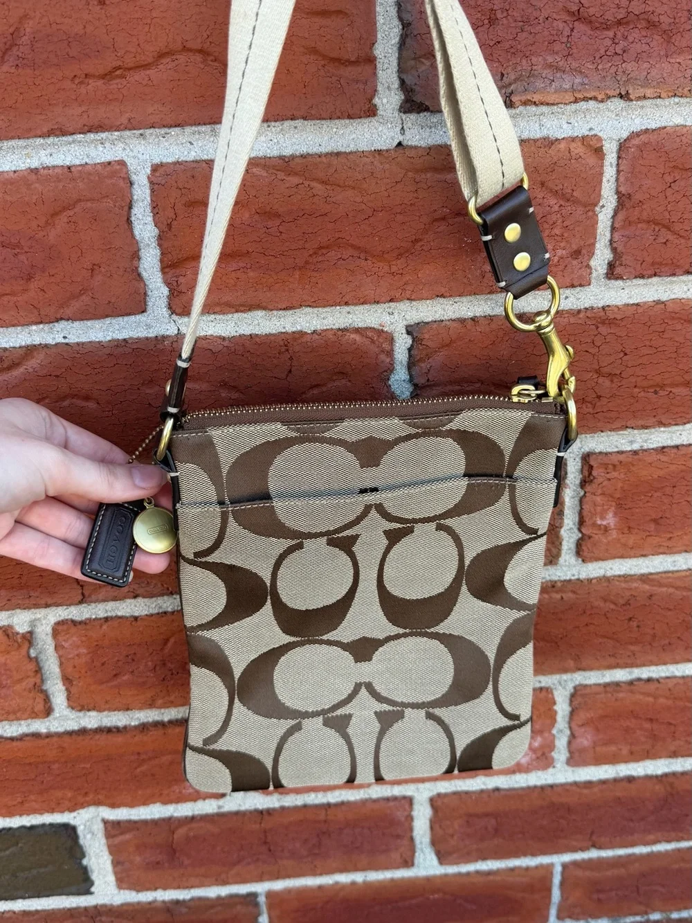 COACH y2k Pochette Brown Signature Crossbody Bag – Classic Logo Canvas